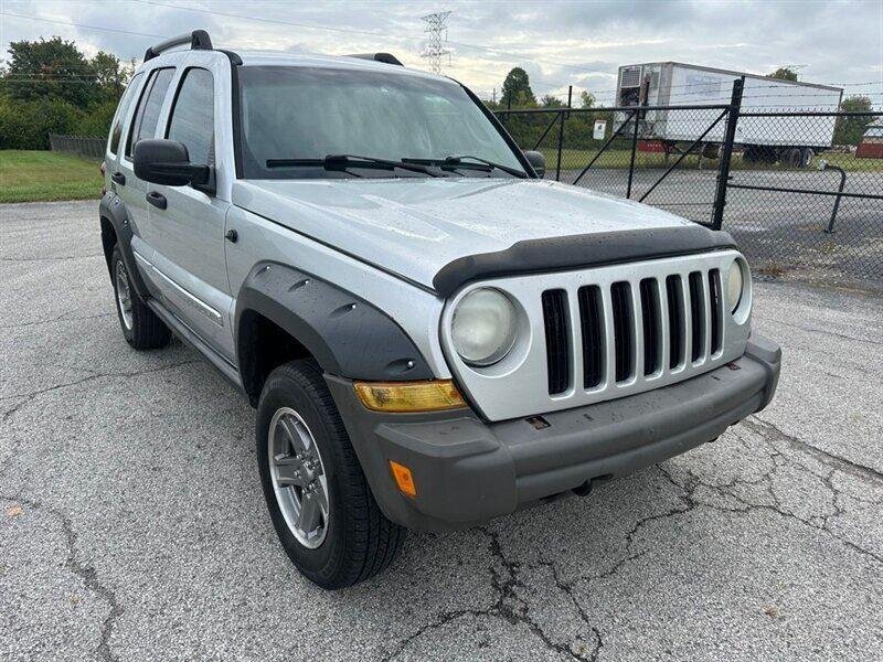 2005 Jeep Liberty Renegade SUV