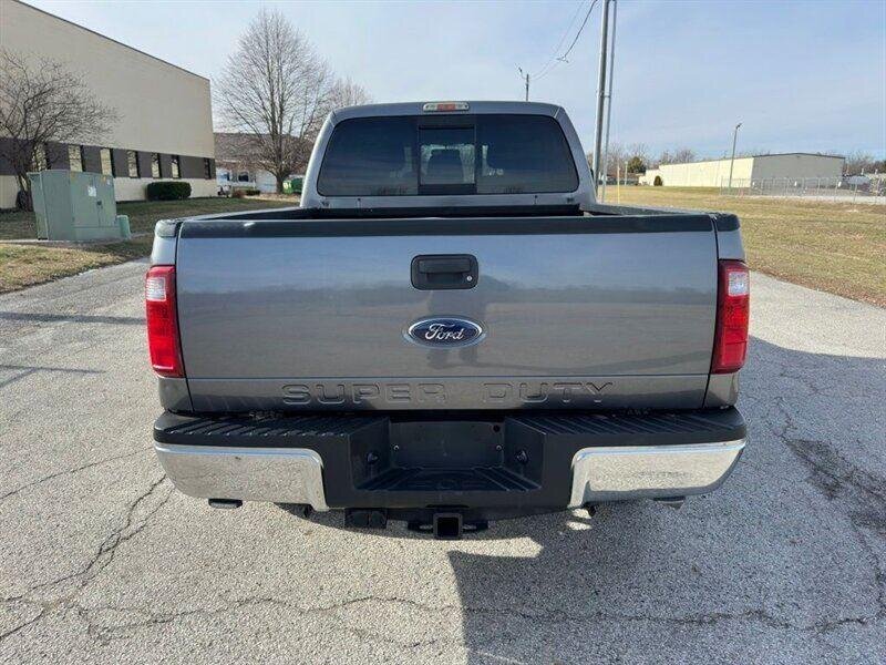 2012 Ford F-250 XLT Truck photo 3