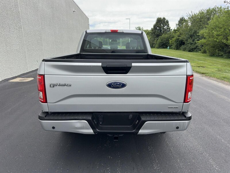 2015 Ford F-150 XL Truck photo 3