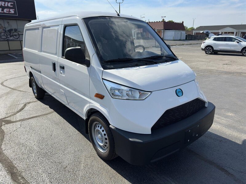 2024 Mullen ONE Van