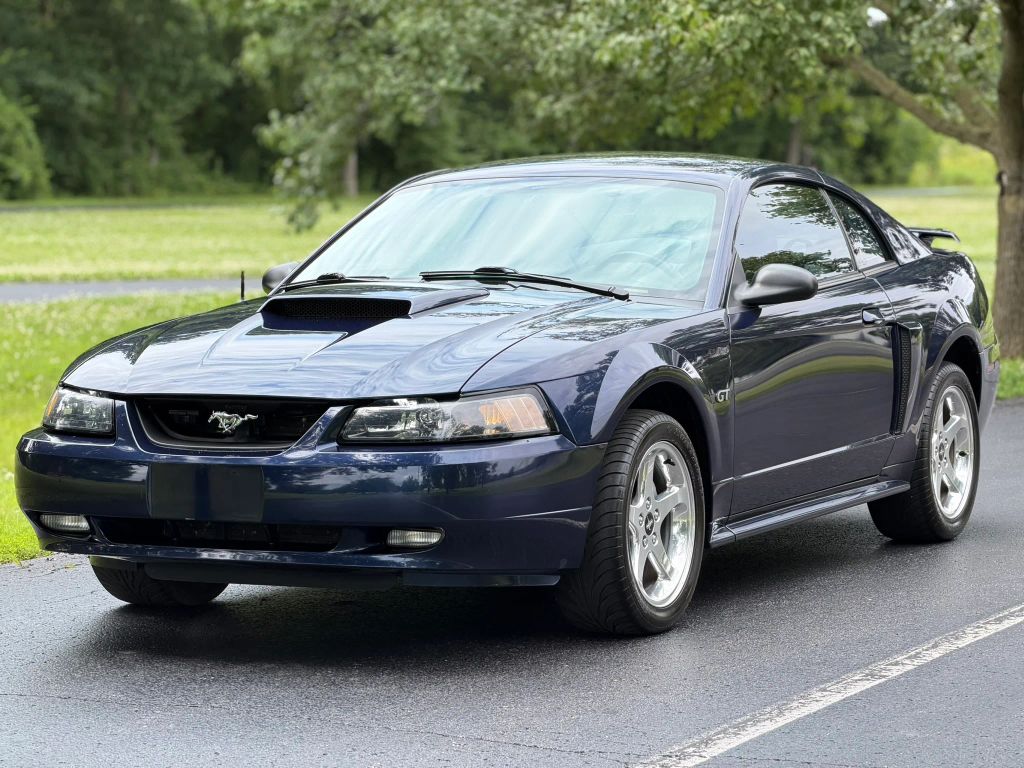 2003 Ford Mustang